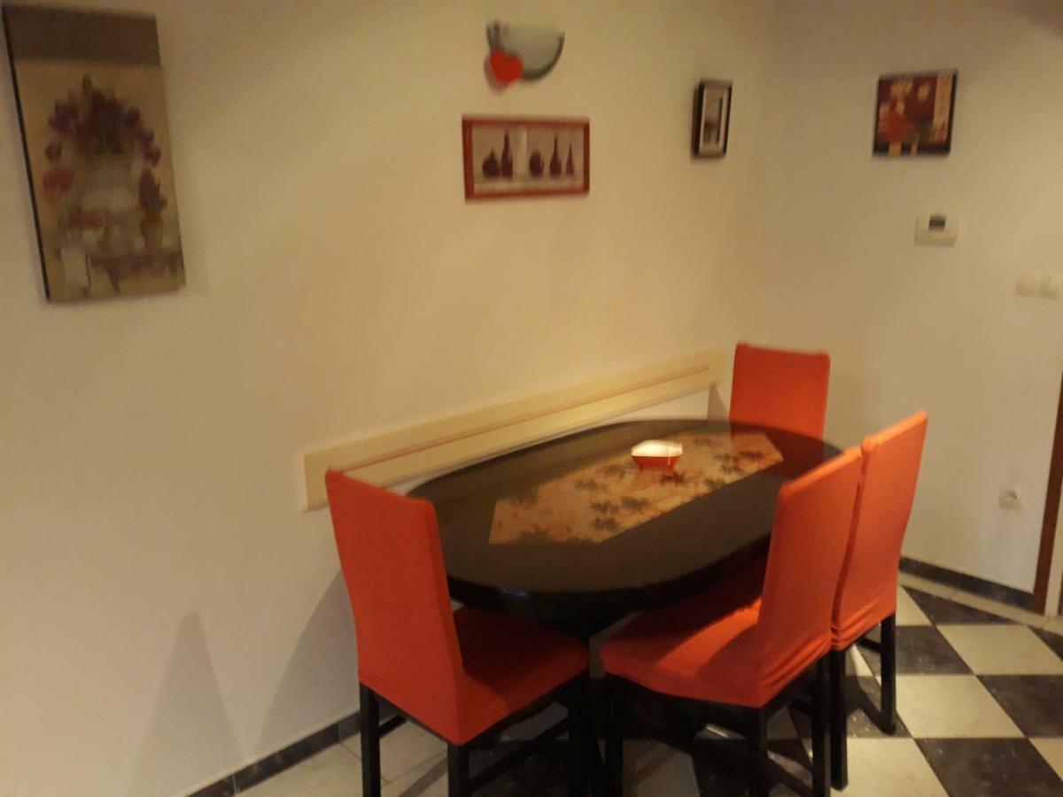 Apartman Petra Palit ภายนอก รูปภาพ